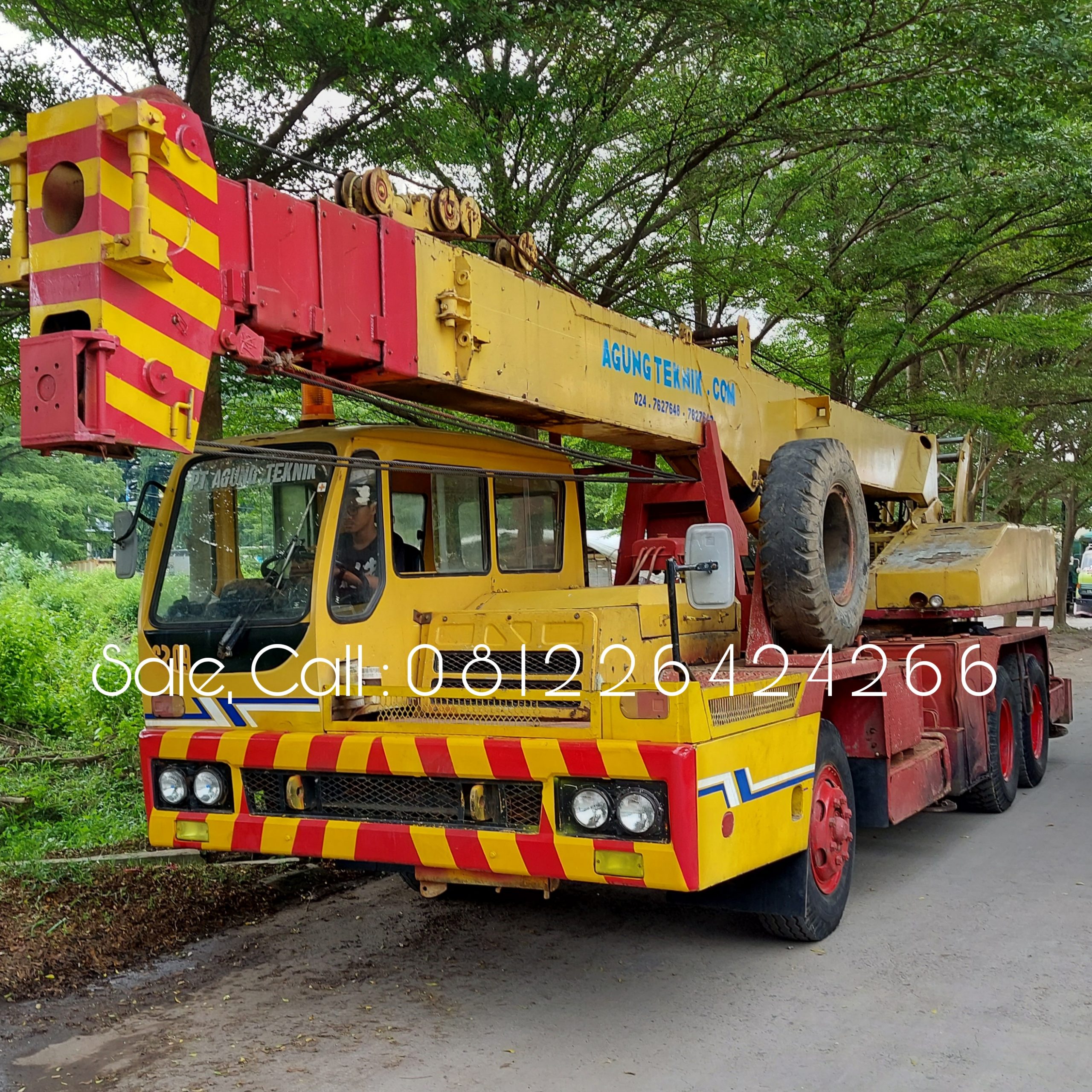 JUAL TADANO MOBIL CRANE 20 TON 2 JUAL TADANO MOBIL CRANE 20 TON 2